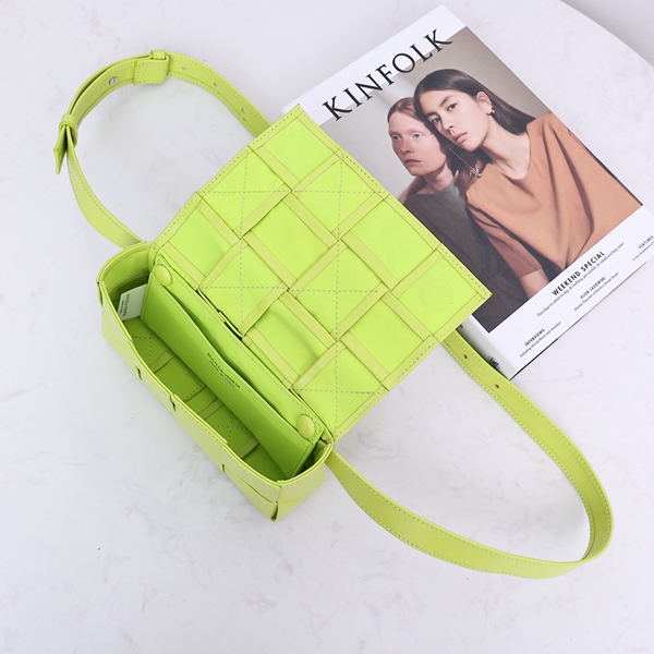 ボッテガヴェネタバッグ細部ディテール